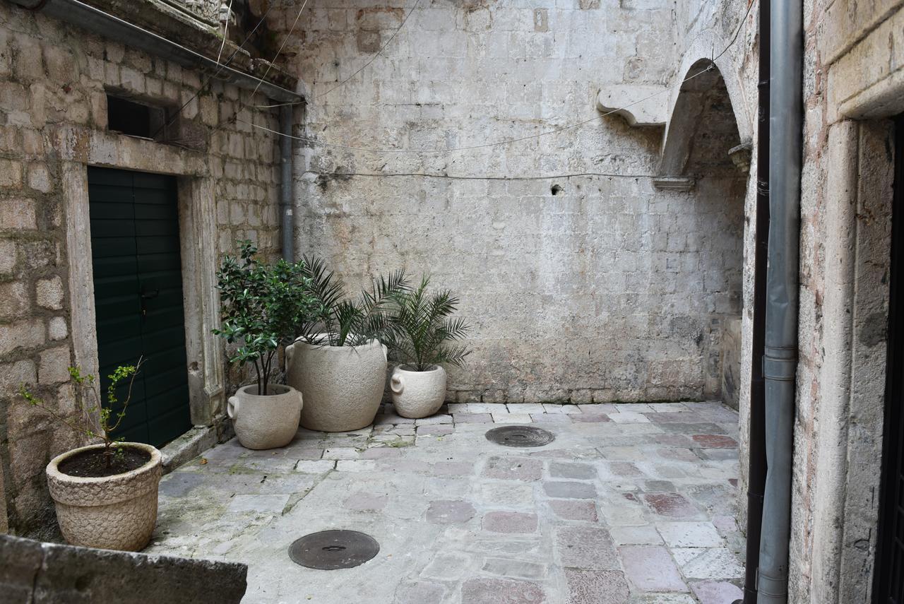 Apartment Miguel Kotor Extérieur photo